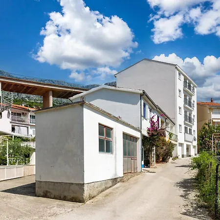Apartment Charming Marina - Happy *